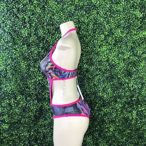 Bandage material swinsuit one piece - Picture 2 of 4